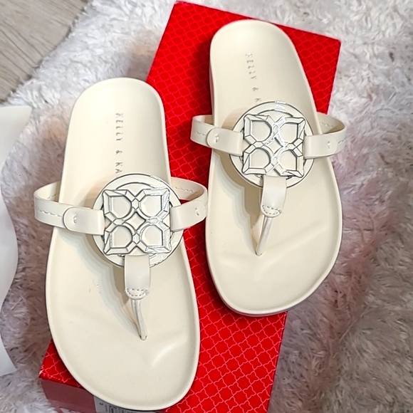 Kelly and Katie Ivory Sandals with medallion - Picture 1 of 12
